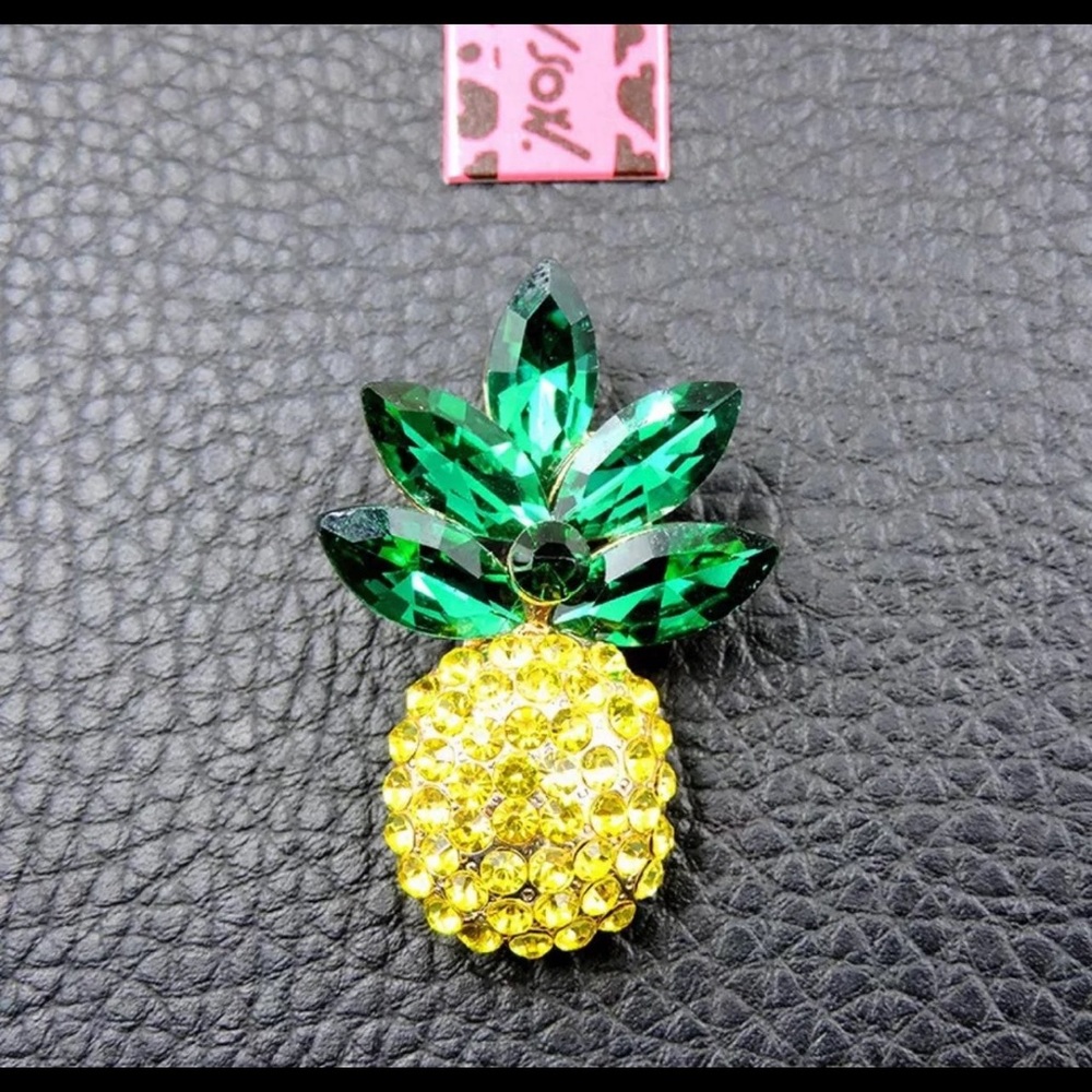 Betsey Johnson Pineapple Necklace Small Size BNWT